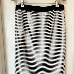 Alfani Black/White Pencil Skirt (size 8)